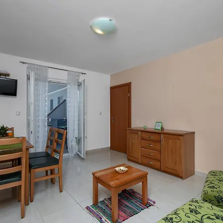 Juric - One Bedroom With Balcony - 4 Apartment Baska Voda