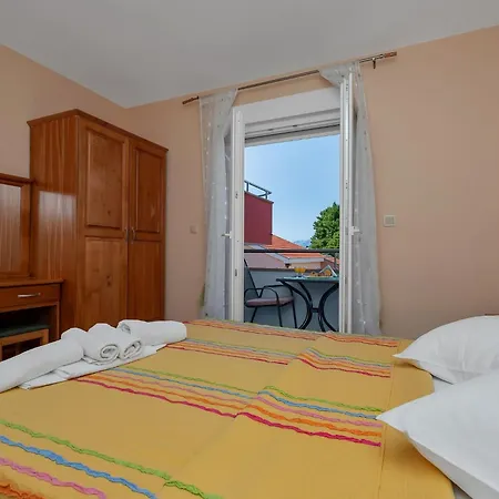 Juric - One Bedroom With Balcony - 4 * Baska Voda