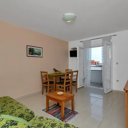 Juric - One Bedroom With Balcony - 4 Apartment Baska Voda