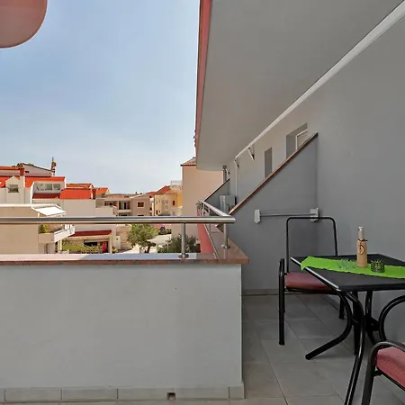 Apartment Juric - One Bedroom With Balcony - 4 Baska Voda