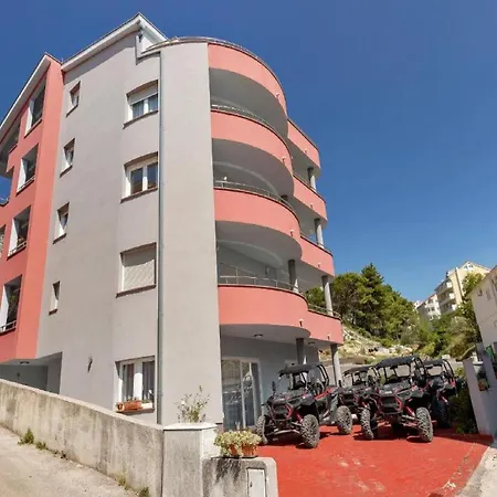 Apartment Juric - One Bedroom With Balcony - 4